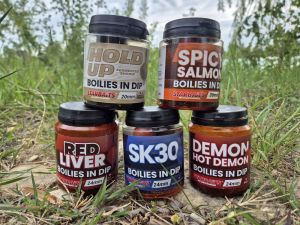 Starbaits Boilies v dipe SB 150g